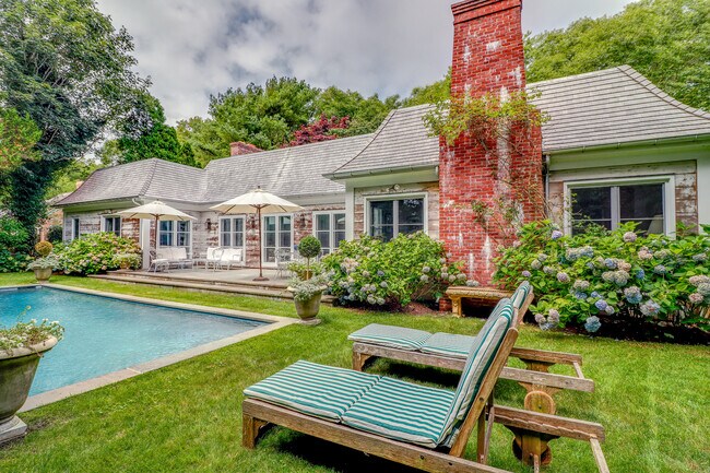 Building Photo - 69 Mill Hill Ln