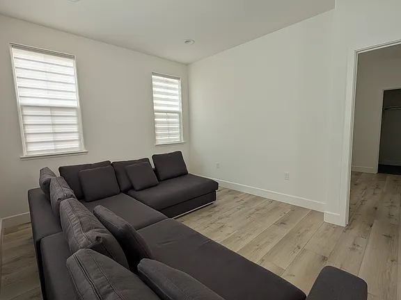 Foto del edificio - "Charming 1-Bedroom Retreat in Lathrop – Cozy 550 sq ft Home on Mulholland Dr!"