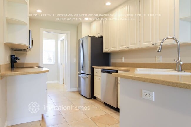 Building Photo - 1419 Burgos Dr