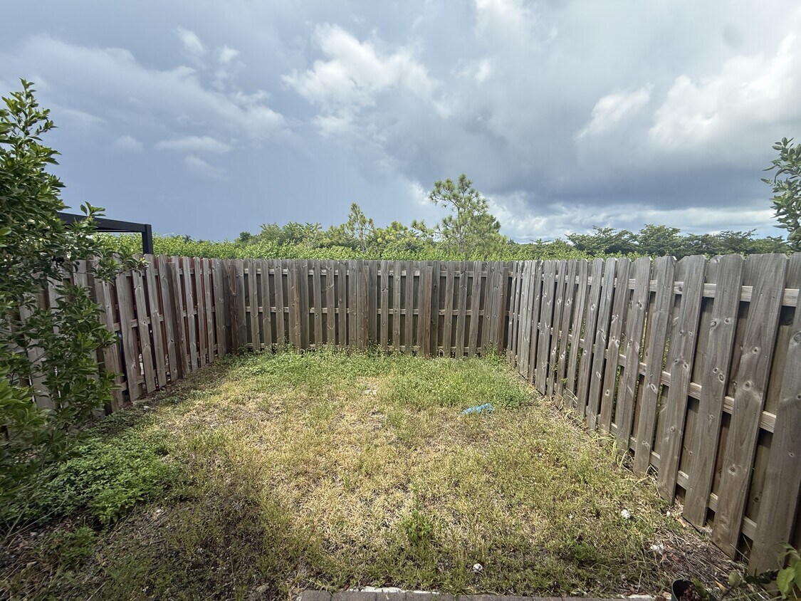 Foto del edificio - 10187 SW 228th Terrace