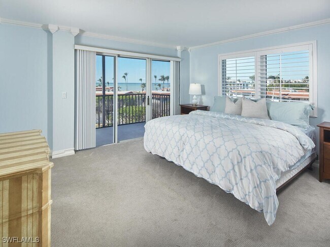 Foto del edificio - 2170 Gulf Shore Blvd N