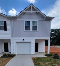 Building Photo - 600 Reese Ln