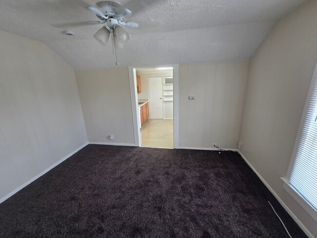 Building Photo - 3436 4th St