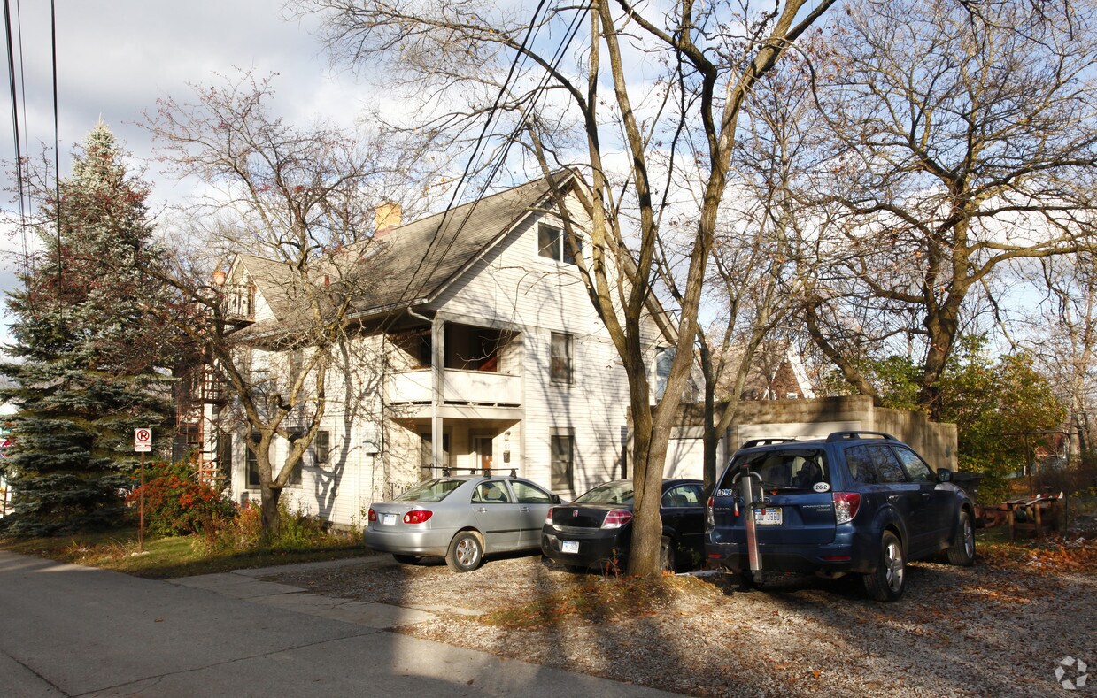 603 W Turner Park Ct, Ann Arbor, MI 48103 Apartments in Ann Arbor, MI