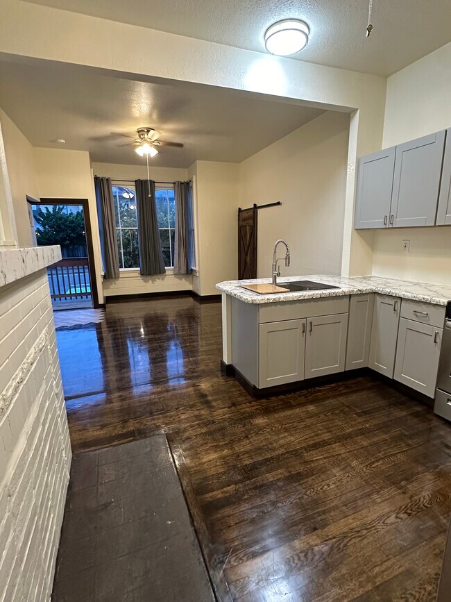 Foto del edificio - 639 16th St