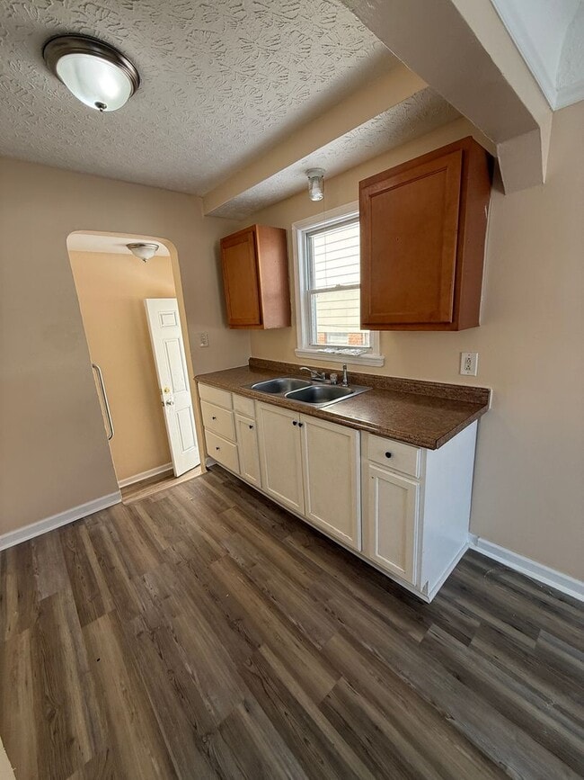 Foto del edificio - Garfield Heighrs 3 Bed Single water Included