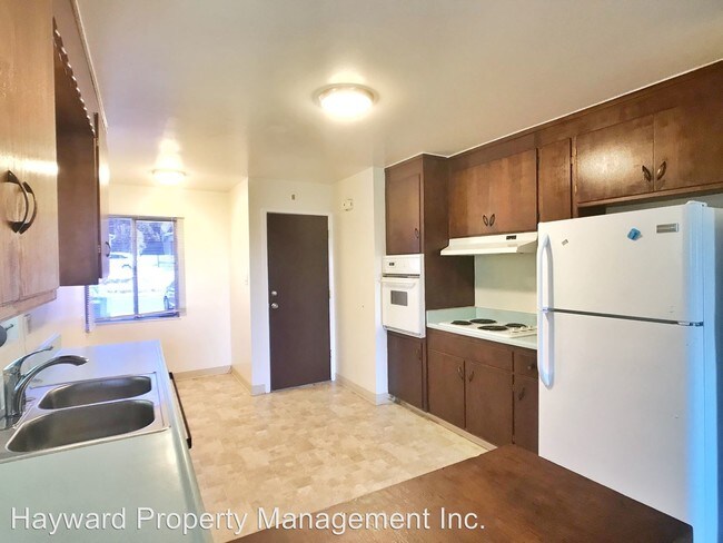 Building Photo - 1358 Highland Blvd