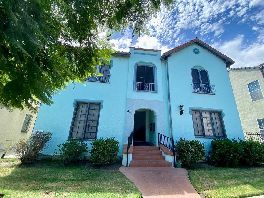 Photo - 351 N Ogden Dr (Los Angeles, CA)