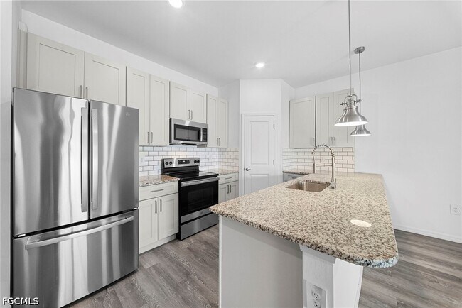 Foto del edificio - 4718 29th St SW