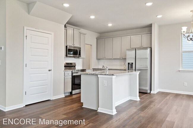 Building Photo - 4 br, 2.5 bath House - 2288 Birch Mountain...