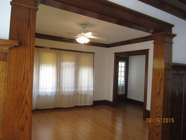 Foto del edificio - 2942 N Murray Ave