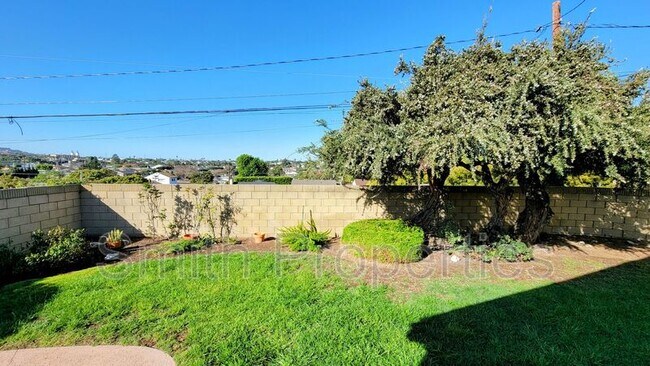 Building Photo - 22629 Linda Dr