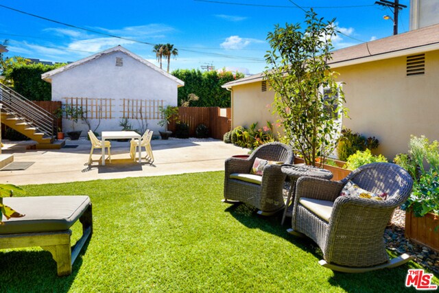 Foto del edificio - 351 N Alfred St