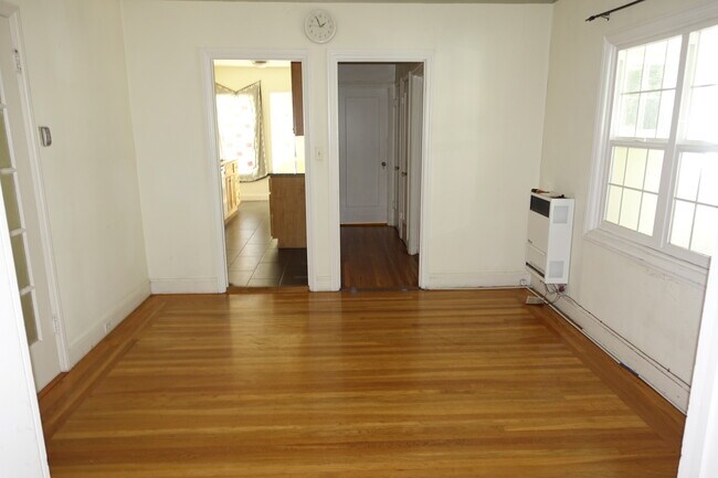 Foto del edificio - 2573 Virginia St