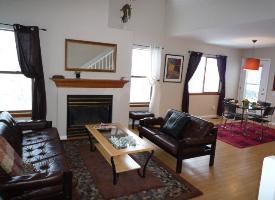 Foto del edificio - 606 Spruce Cir