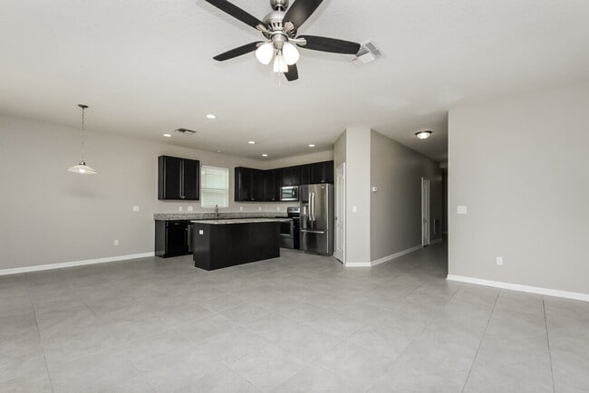 Building Photo - 3873 San Isidro Cir