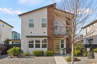 Building Photo - 1802 Notre Dame Blvd