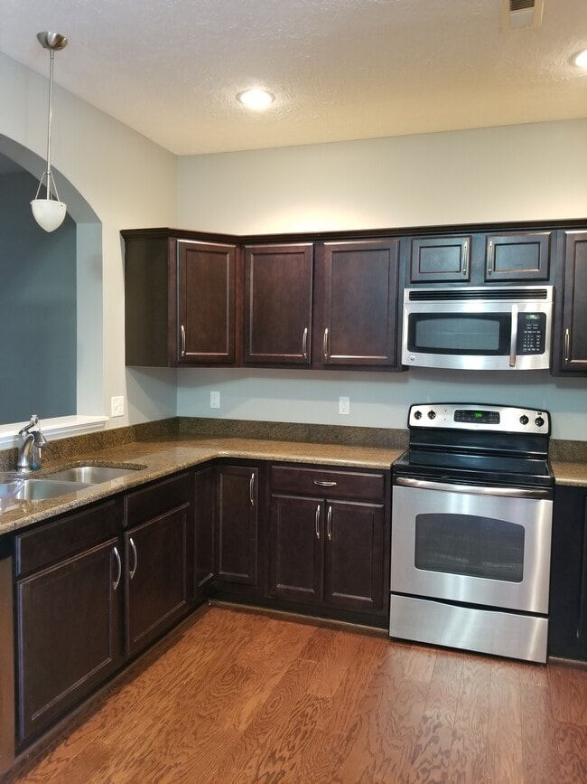 Photo - 202 Capital St House