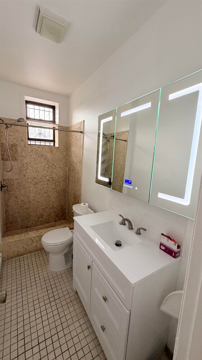 Foto del edificio - 599 60th St