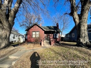Building Photo - 1249-1246 6 Ave S