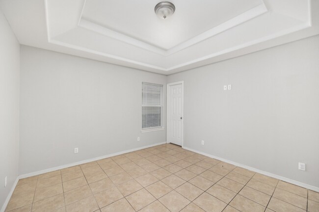Foto del edificio - 1224 W Harrison Ave