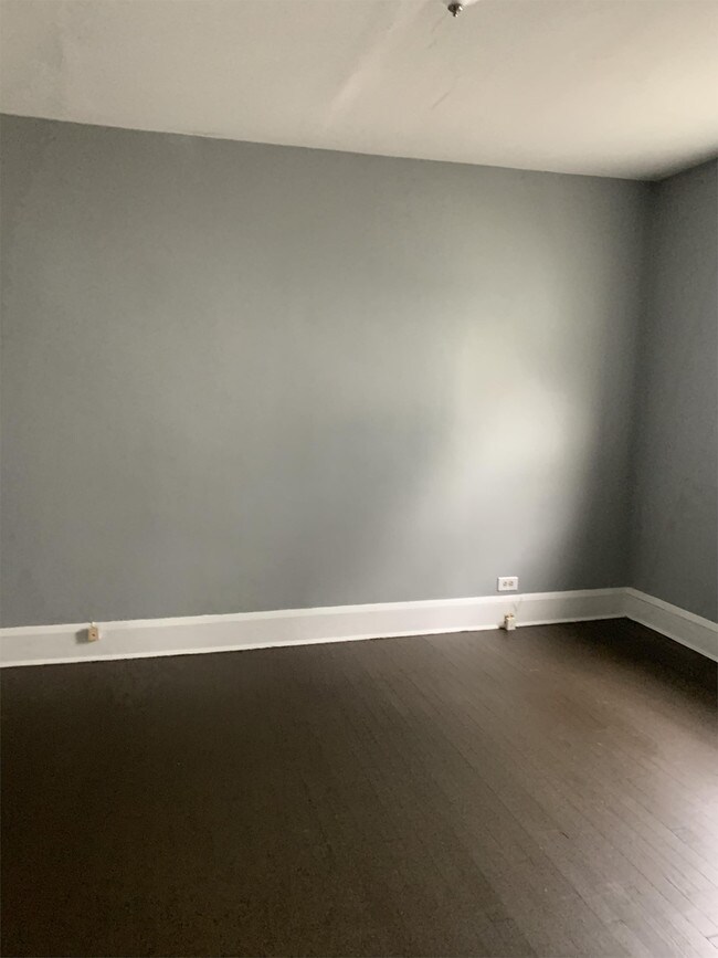 Foto del edificio - 3781 E 140th St