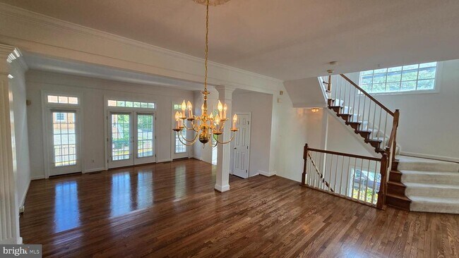 Foto del edificio - 8021 Kidwell Town Ct