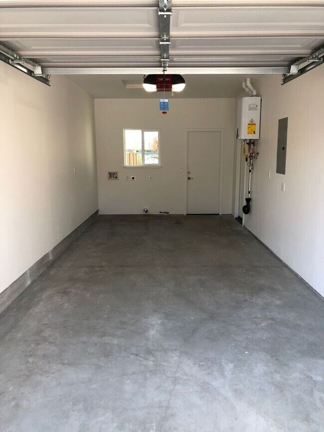 Foto del edificio - 41 Ursuline Rd