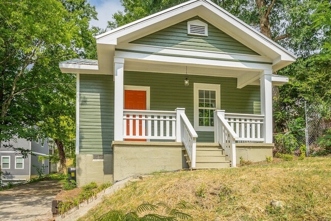 Photo - 671 Tremont Pl House