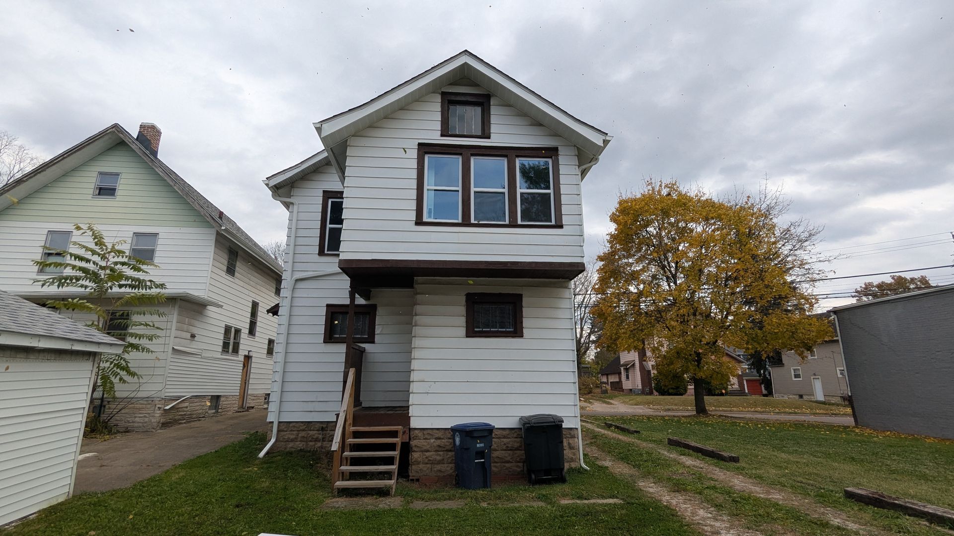 2248 East Ave Akron, OH 44314 – photo 3