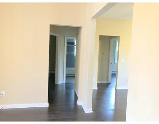 Building Photo - 118 Longhill St