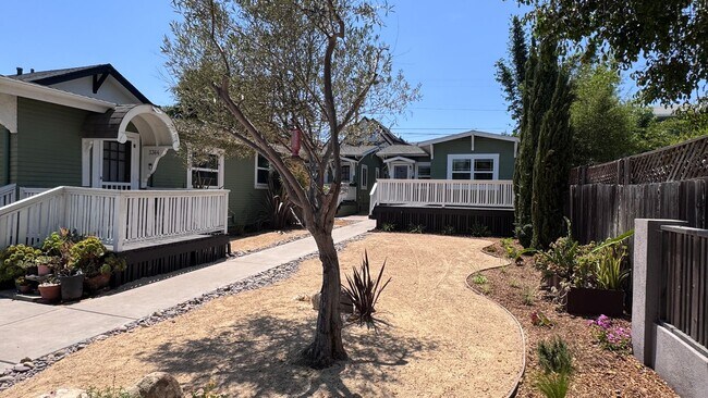 Foto del edificio - Remodeled 2 bedroom  in North Park with AC
