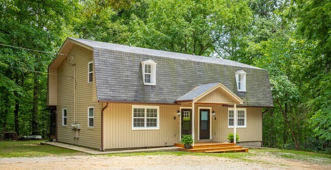 Building Photo - 7710 Short Tail Springs Rd