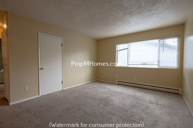 Foto del edificio - 6851 N Fessenden St