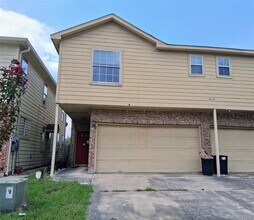 Building Photo - 11819 Chetman Dr