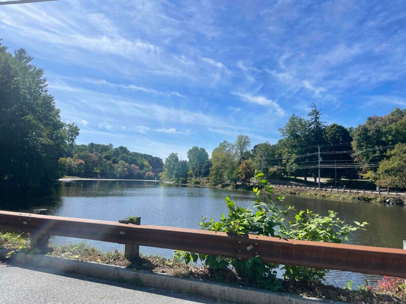 66 Broadway St Unit 4, Westford, MA 01886 Room for Rent in Westford