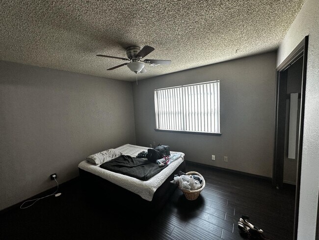 Foto del edificio - 2617 S Poplar Ave