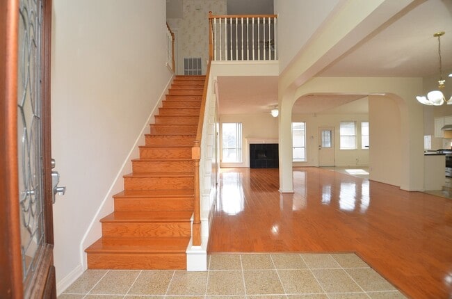 Foto del edificio - 8815 Barron Wood Cir E