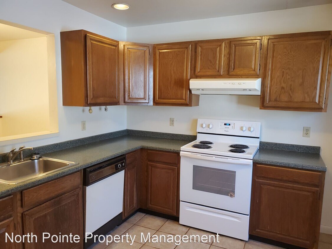 3 br, 1.5 bath House 437 Stonegate Ct. House Rental in Millersville, PA