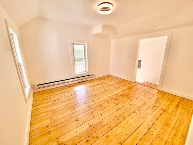 Foto del edificio - 1 Bedroom Apartment in South Burlington VT...