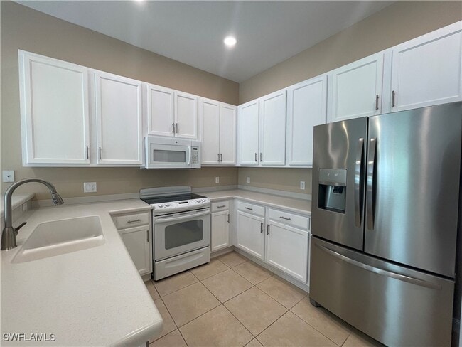 Building Photo - 7203 Salerno Ct