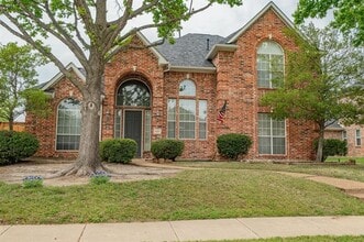 Building Photo - 601 Uvalde Ct