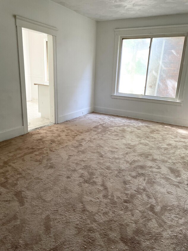 3049 Montclair St Unit 1, Detroit, MI 48214 Apartment for Rent in Detroit, MI