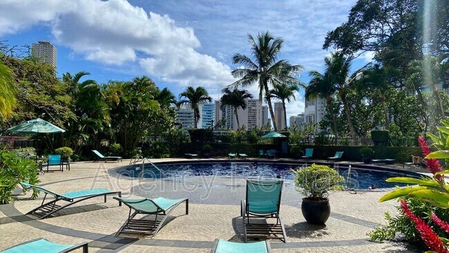 Foto del edificio - 2333 Kapiolani Blvd
