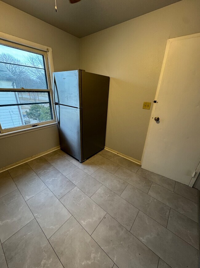 Foto del edificio - 4608 W Howard Ave