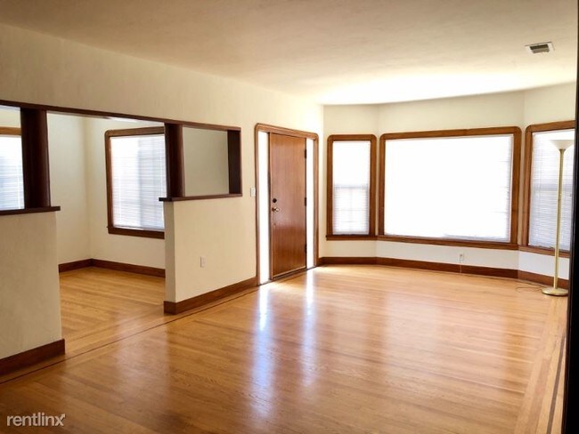 Foto del edificio - 3 br, 1 bath Apartment - 3914 Magee Ave