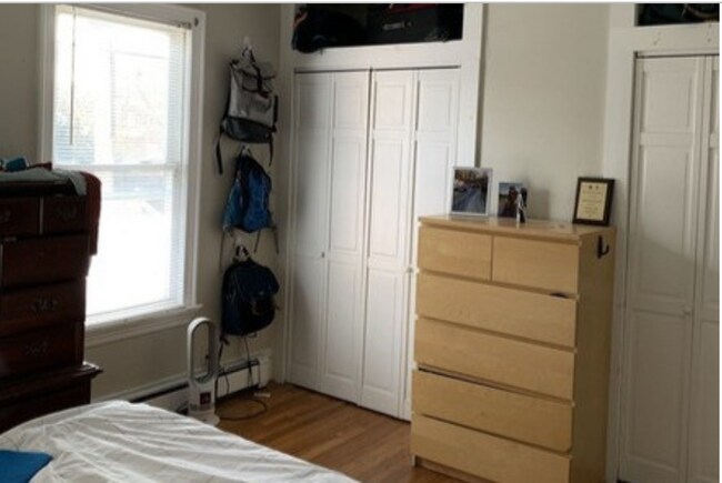 Foto del edificio - 210 River St