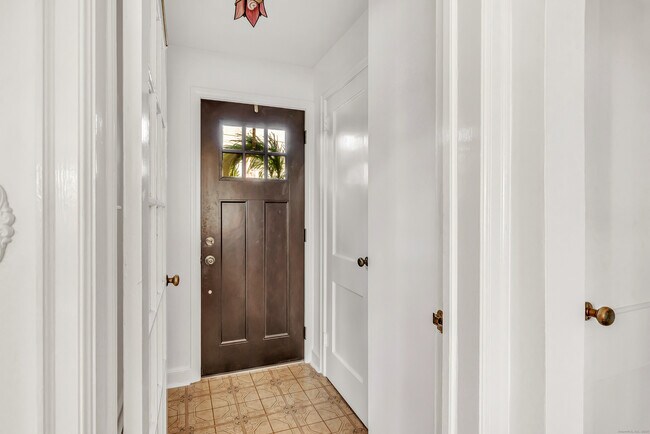 Foto del edificio - 124 Stiles St