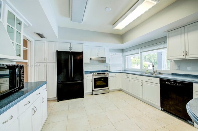 Building Photo - 7396 SW 128th St