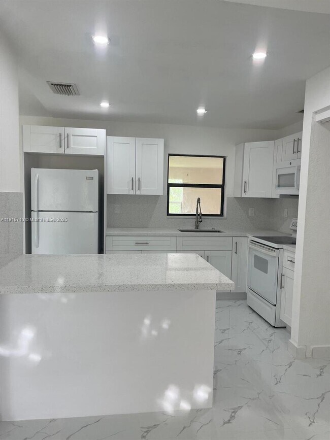 Foto del edificio - 2138 Amstead St